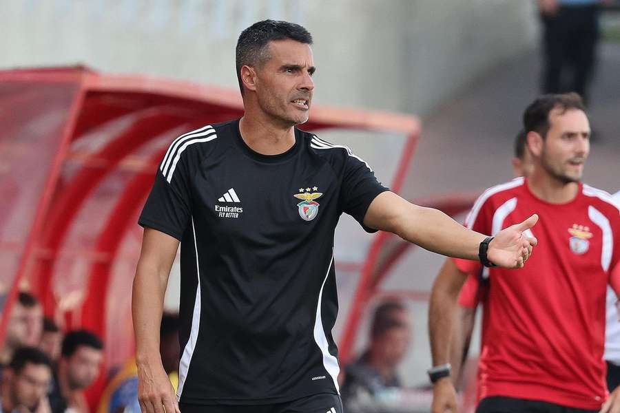 Nélson Veríssimo é o treinador da equipa B do Benfica Nélson Veríssimo é o treinador da equipa B do Benfica