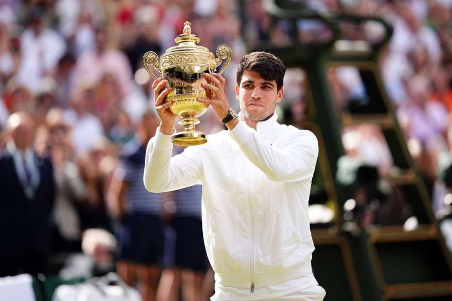 Carlos Alcaraz ovládl finále Wimbledonu.