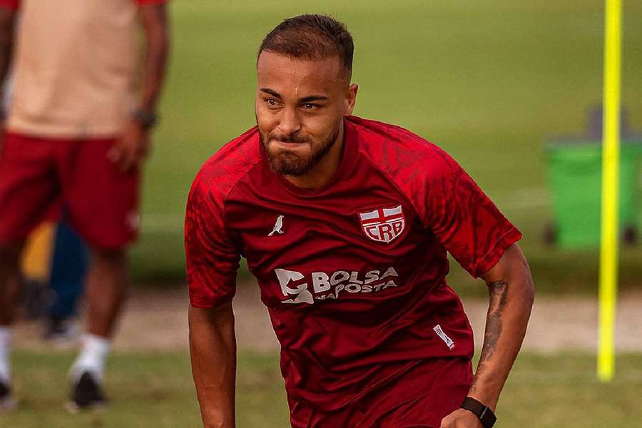 CRB encara um dos favoritos dentro de casa