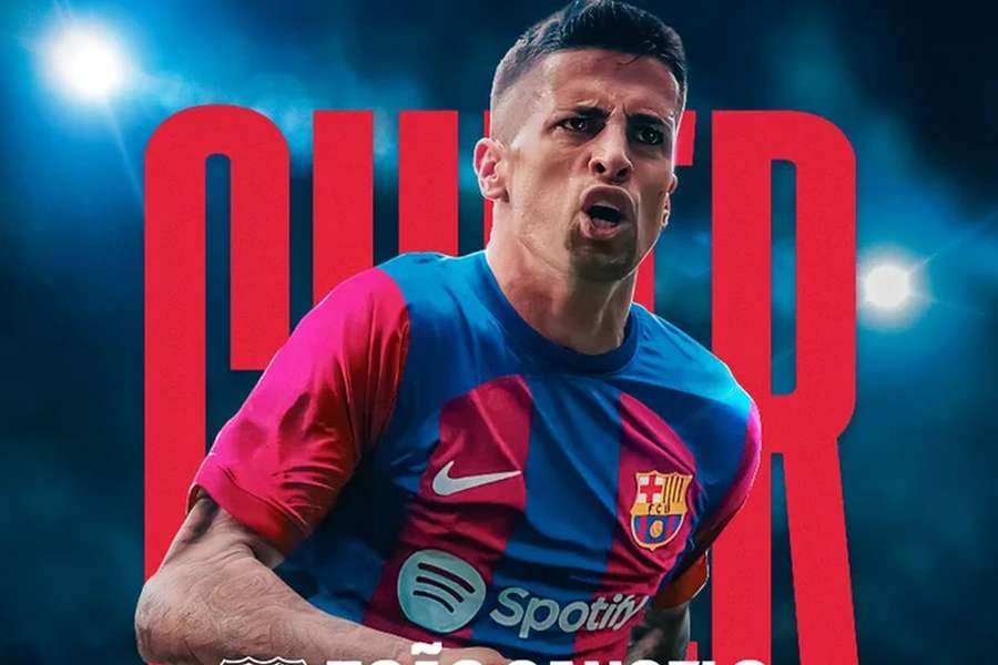 João Cancelo é reforço para Xavi