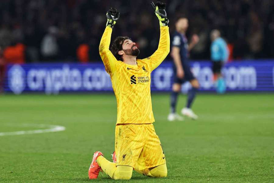 Alisson predviedol desať úspešných zákrokov. 
