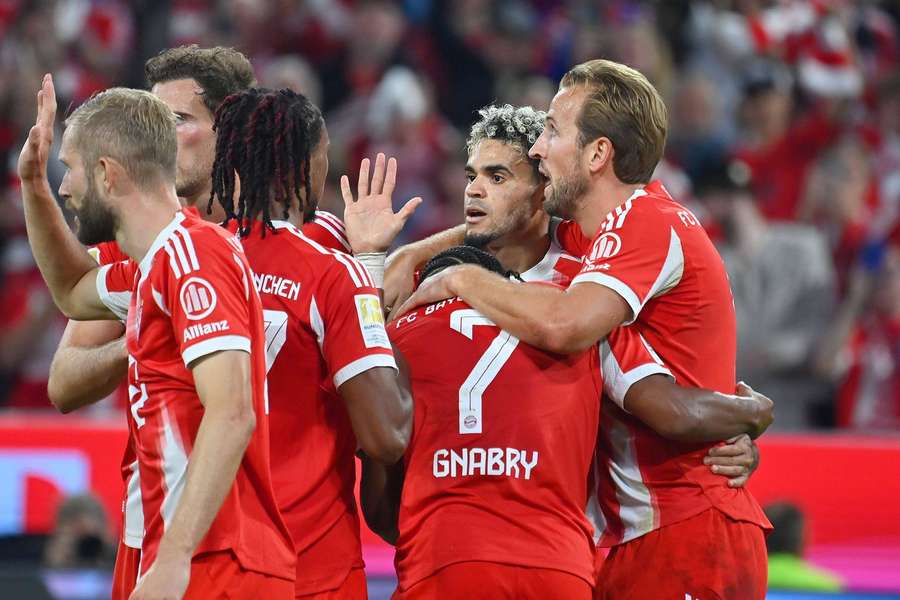 Bayern marchează de 6 ori cu Leipzig
