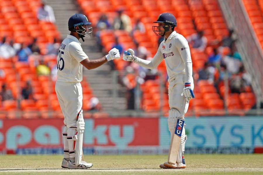 Shubman Gill and Cheteshwar Pujara put on 113 for the second wicket