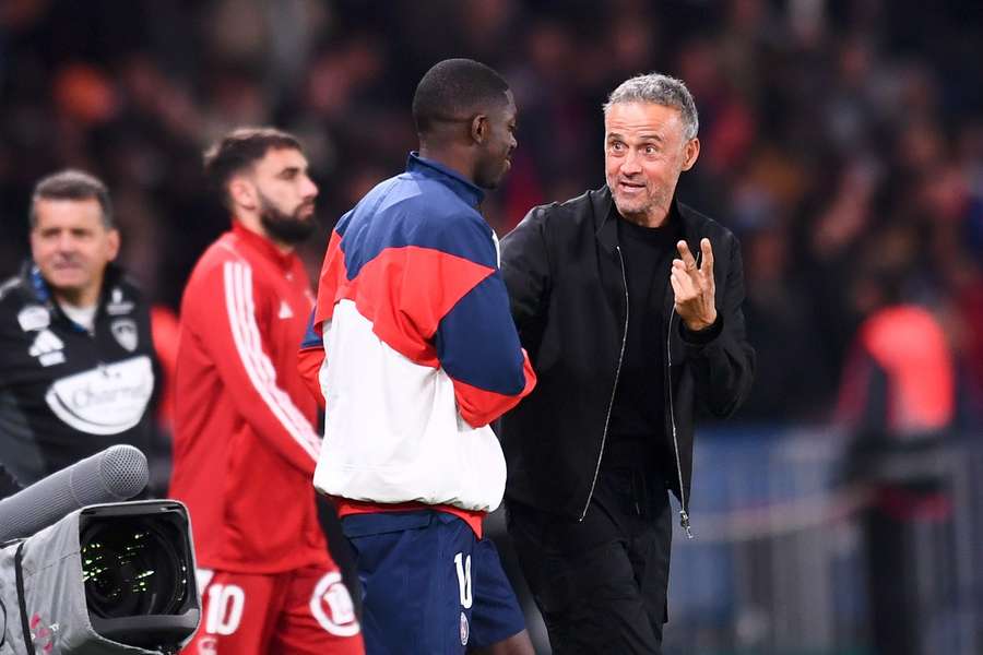 Ousmane Dembélé s trénerom Luisom Enriquem.