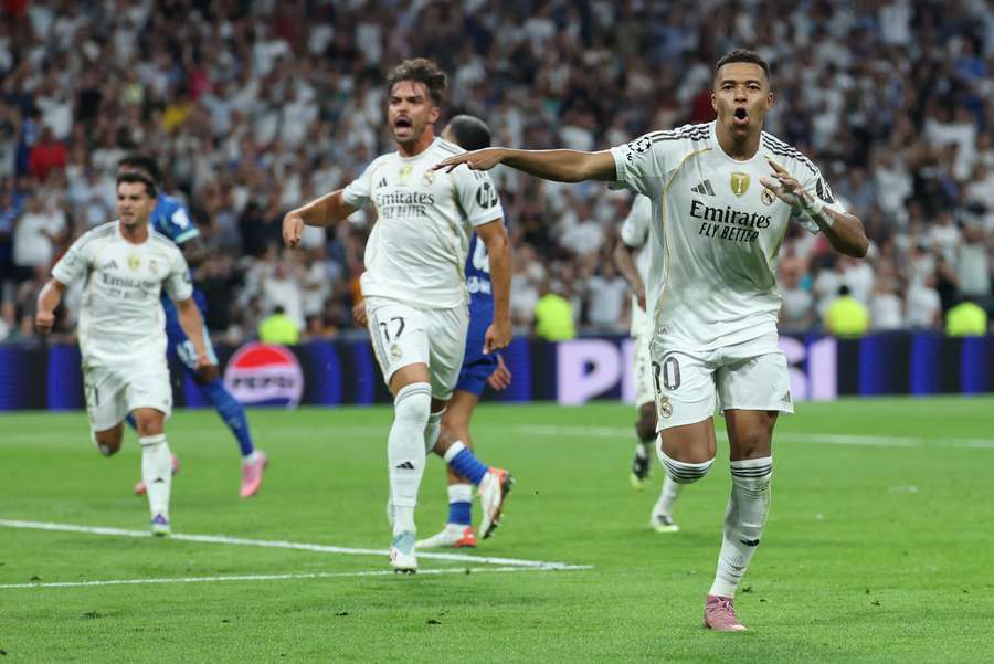 Kylian Mbappé feiert seinen nächsten Doppelpack