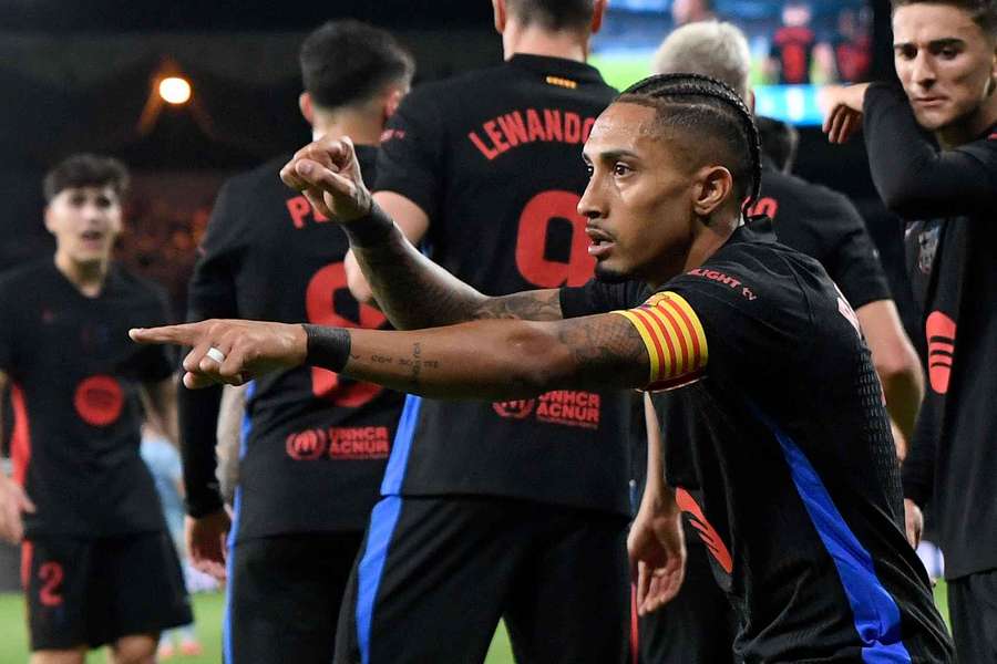 Raphinha ajudou Lewa a se isolar na artilharia da LaLiga