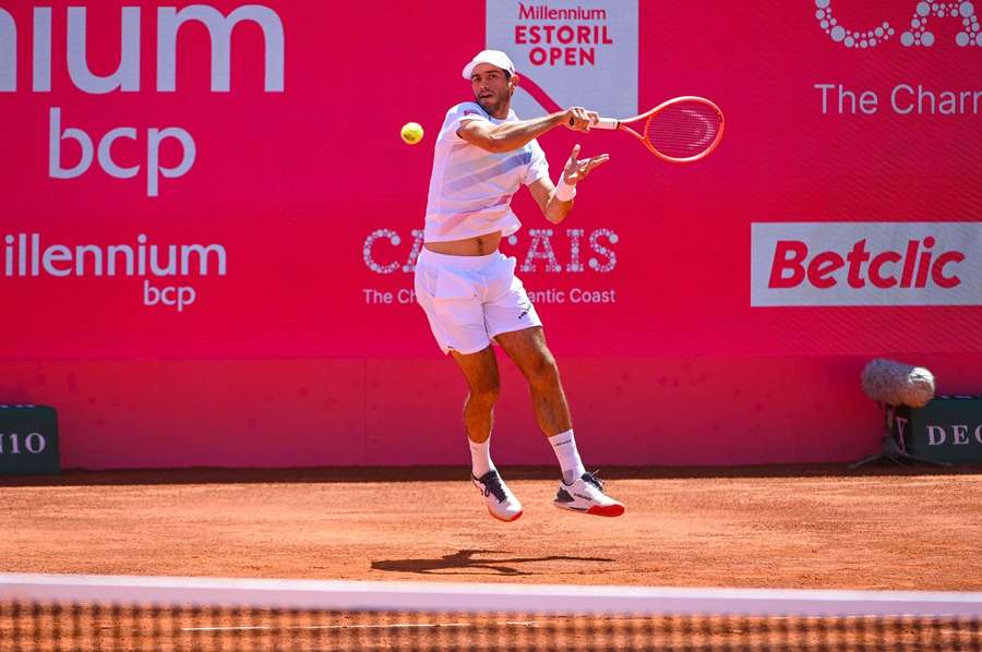 Nuno Borges foi eliminado por Roman Andrés Burruchaga em três sets