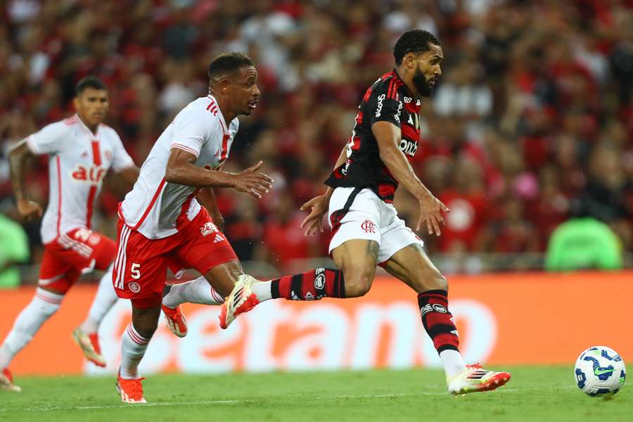O Flamengo dominou a partida na maior parte do tempo