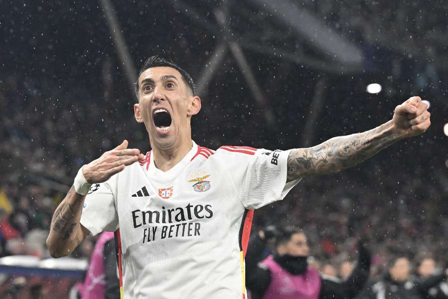 Di María esteve em destaque pelo Benfica