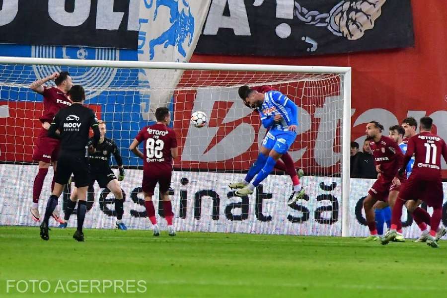 CFR Cluj s-a impus cu 0-2 pe terenul Universității Craiova