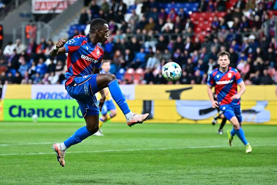 Plzeň ve 30. ligovém kole hraje s Pardubicemi.