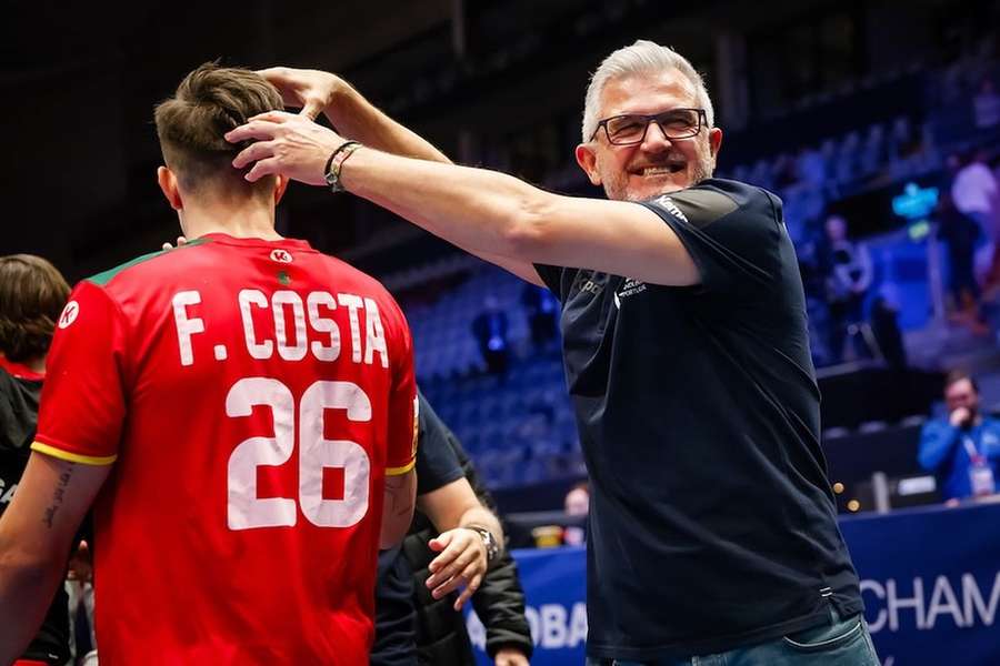 Paulo Jorge Pereira felicita Kiko Costa
