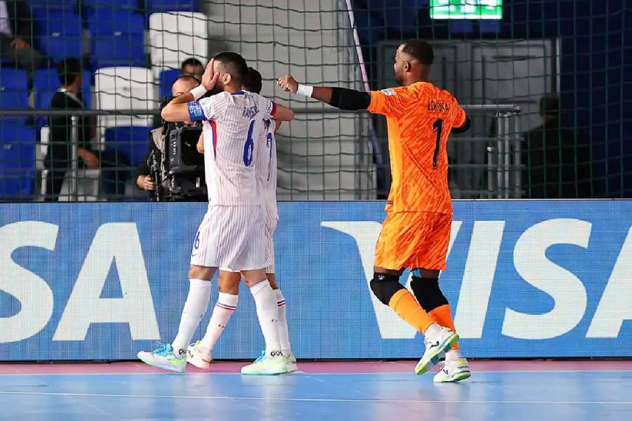 Os Bleus estão nos quartos de final do Campeonato do Mundo