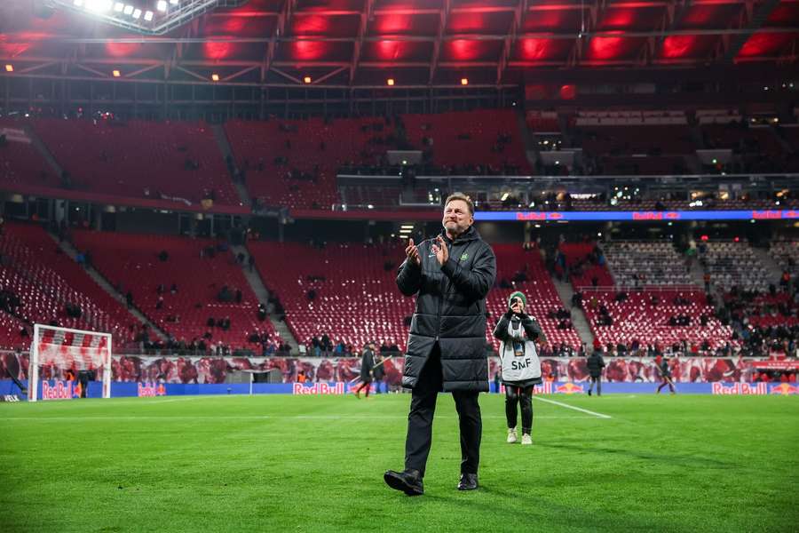 Jubeln vor leeren Rängen: Keine Seltenheit für Hasenhüttl und Wolfsburg