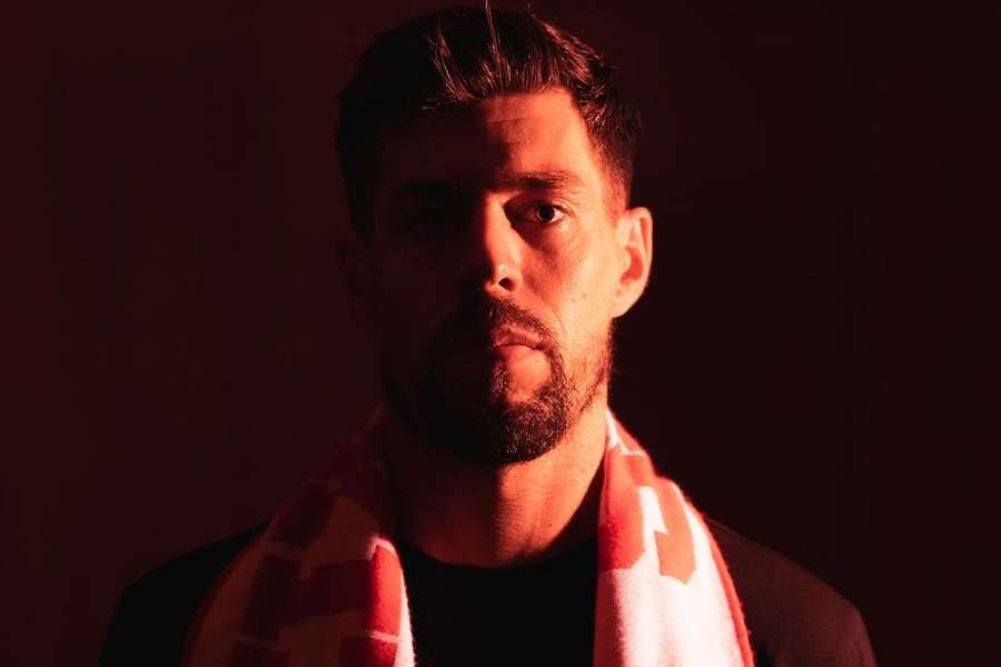 Caio Secco oficializado pelo Leixões
