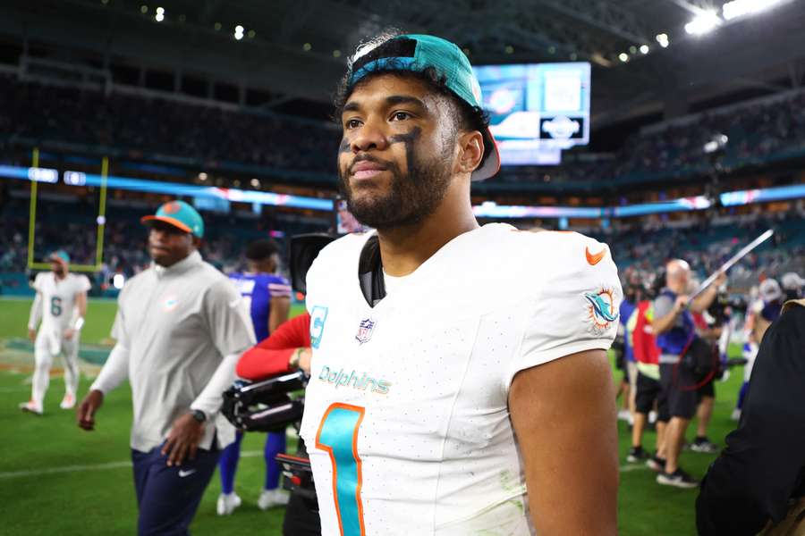 Dolphins quarterback Tua Tagovailoa na de verloren wedstrijd tegen de Bills