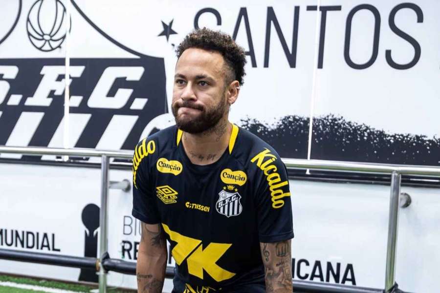 Ney está recuperado de mais uma contusão Ney está recuperado de mais uma contusão