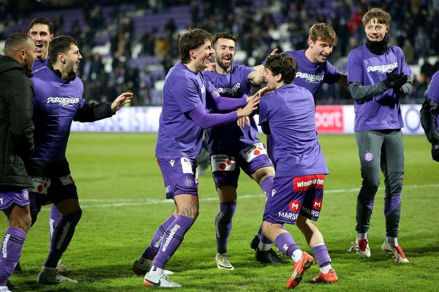 FK Austria feiert den Sieg. FK Austria feiert den Sieg.