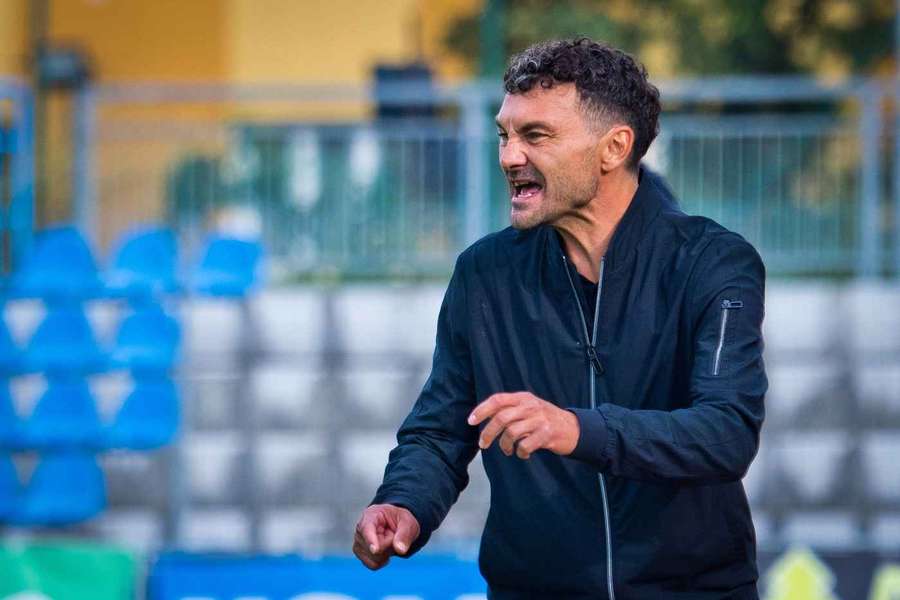 Trenér sparťanské rezervy Luboš Loučka není s výkony týmu spokojený. Trenér sparťanské rezervy Luboš Loučka není s výkony týmu spokojený.