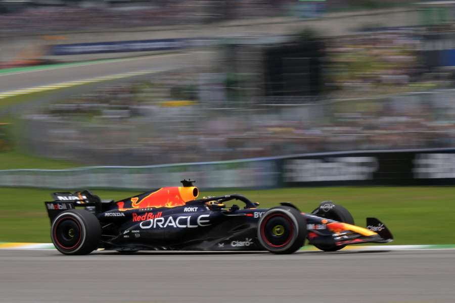 Verstappen consiguió en Brasil otra pole position