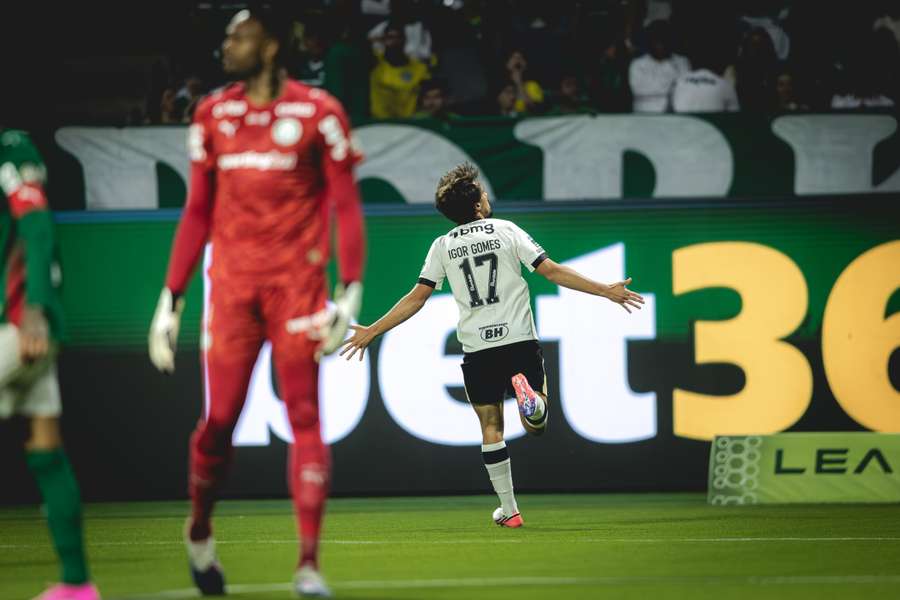 Igor Gomes marcou o gol da vitória em São Paulo