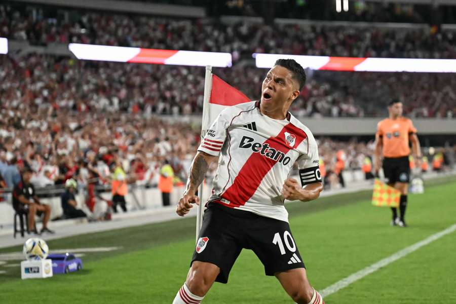 Quintero celebra uno de sus goles