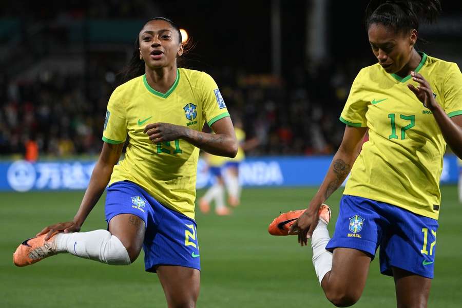 Brasil venceu Panamá no arranque do Mundial para as duas seleções