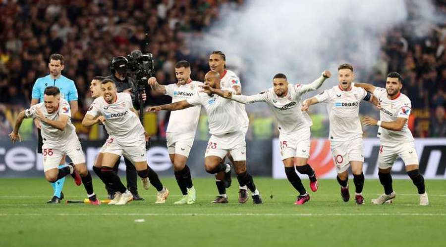 Sevilla players react to winning the Europa League