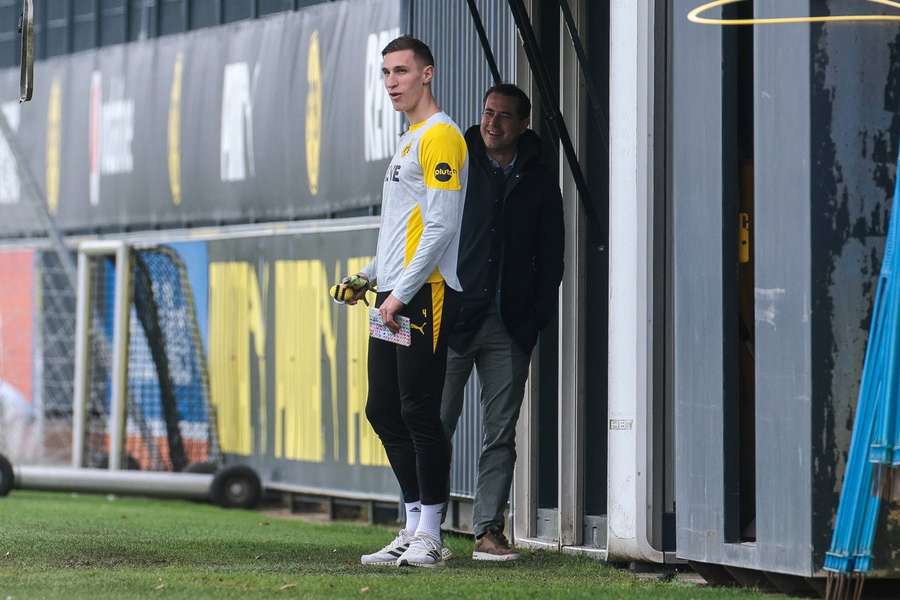 Nico Schlotterbecks Zukunft beim BVB ist weiter offen.