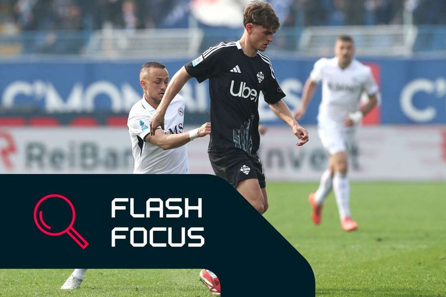 Nico Paz takes on Lobotka
