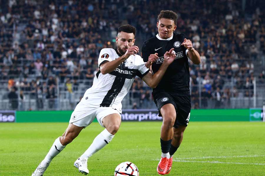 Adrien Thomasson et Rennes aphones. Adrien Thomasson et Rennes aphones.