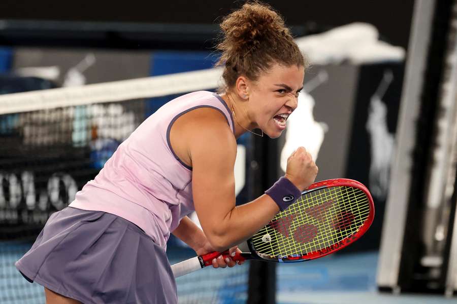 Jasmine Paolini esulta per il match vinto contro Renata Zarazua