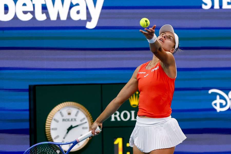 Tenis Flash: Linette wyeliminowała Świątek w Miami. Wielki powrót Kamila Majchrzaka