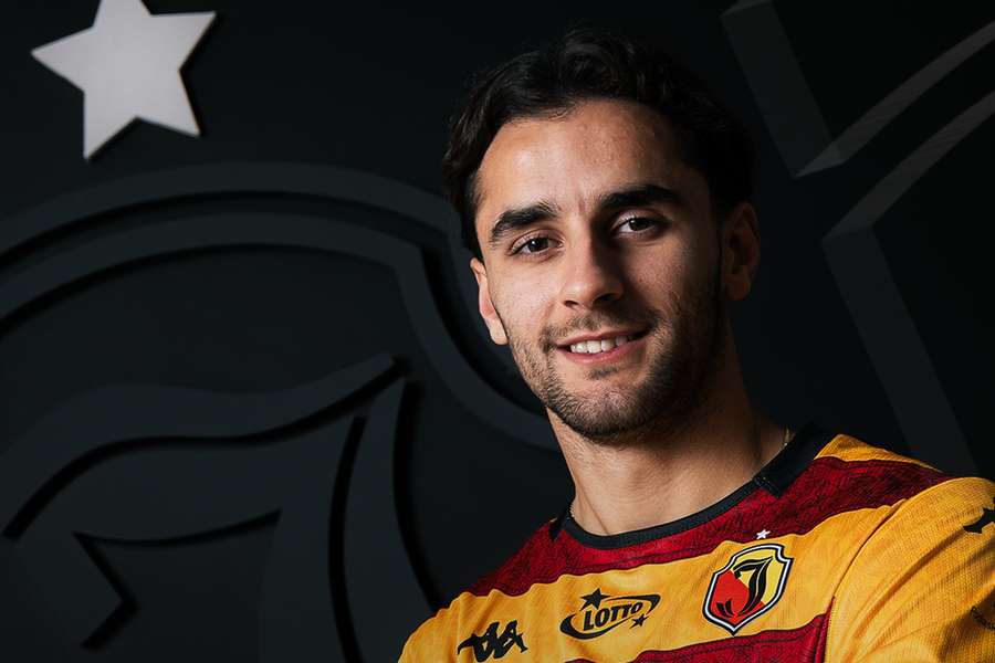 Oficjalnie: Jagiellonia Białystok odkupiła stopera z Rakowa Częstochowa