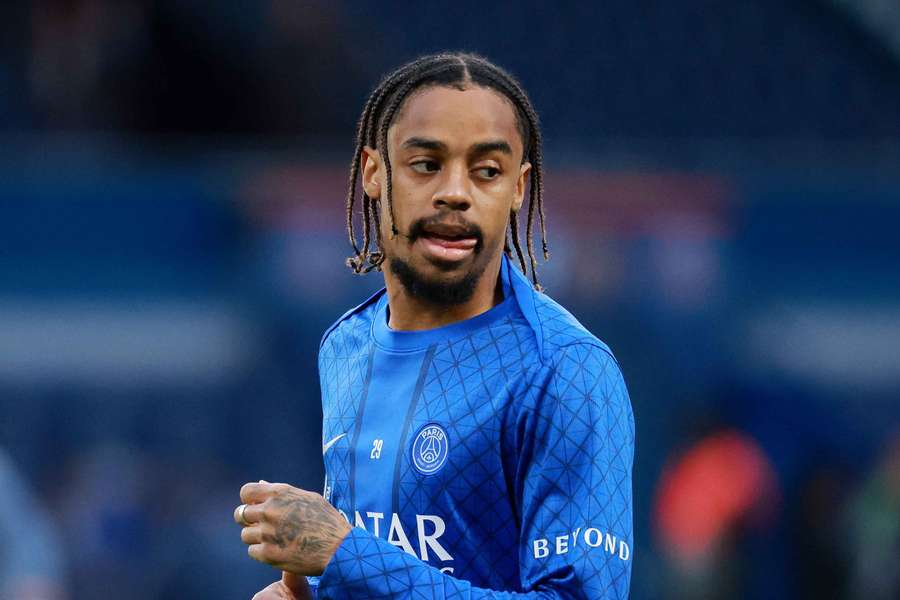Arsenal closely monitoring Bradley Barcola with PSG exit considered 'possible'