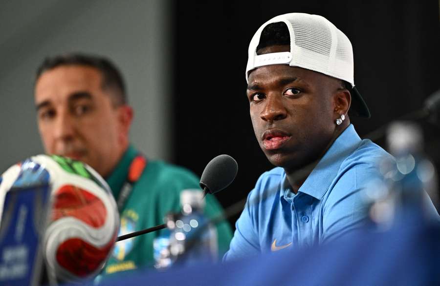 Vini Jr. durante coletiva de imprensa no MetLife Stadium na véspera da estreia do Brasil Vini Jr. durante coletiva de imprensa no MetLife Stadium na véspera da estreia do Brasil