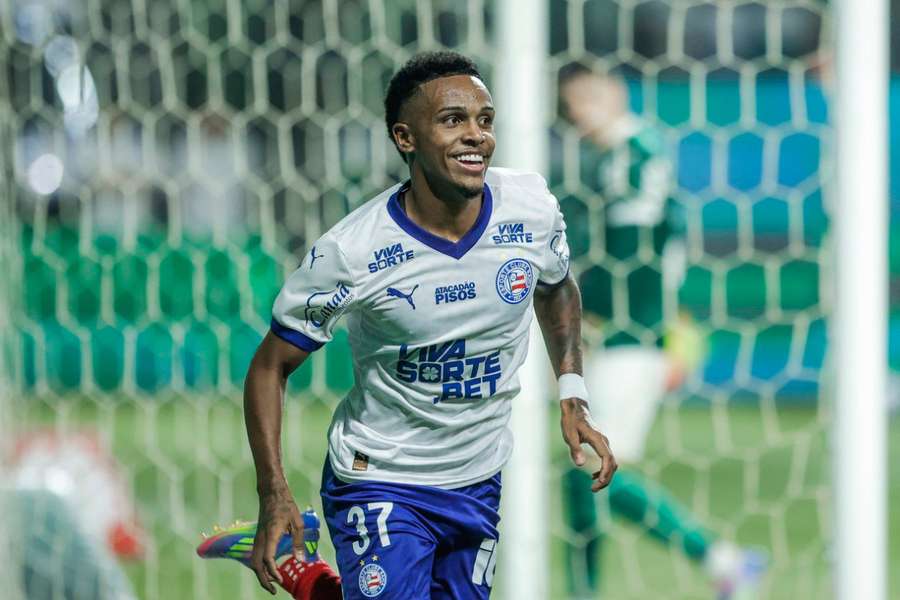 Bahia adquiriu Kayky em definitivo ao Manchester City
