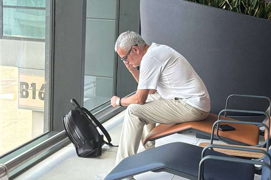 José Mourinho, en el aeropuerto