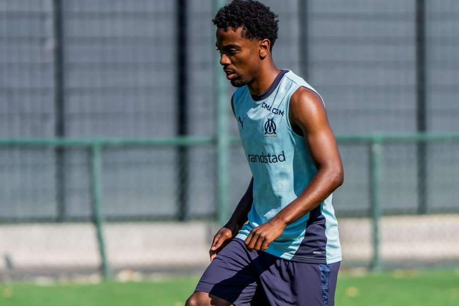 Marseille coach De Zerbi: Gomes and Egan-Riley are Benatia masterpieces