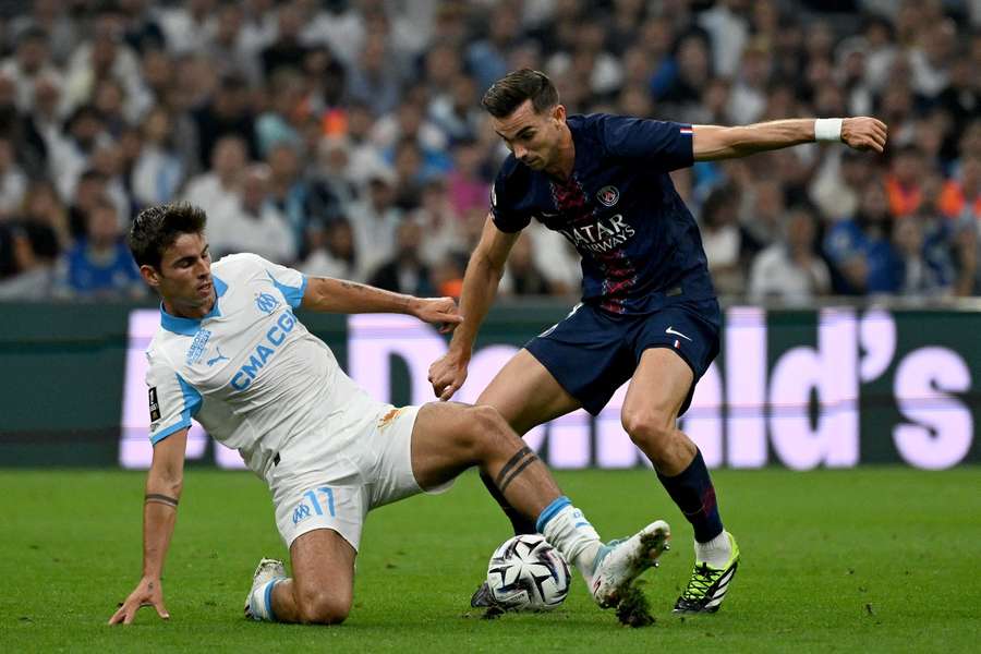 Marseille uštedril Parížom prvú prehru v sezóne.