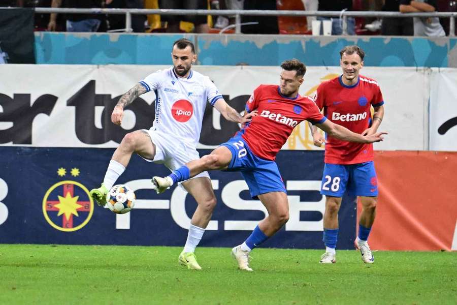 FCSB a revenit de la 0-2 și a învins cu 3-2 în manșa tur