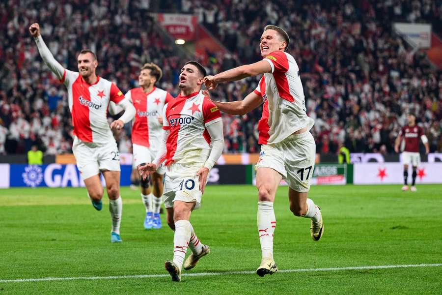 Experti věří, že titul získá Slavia