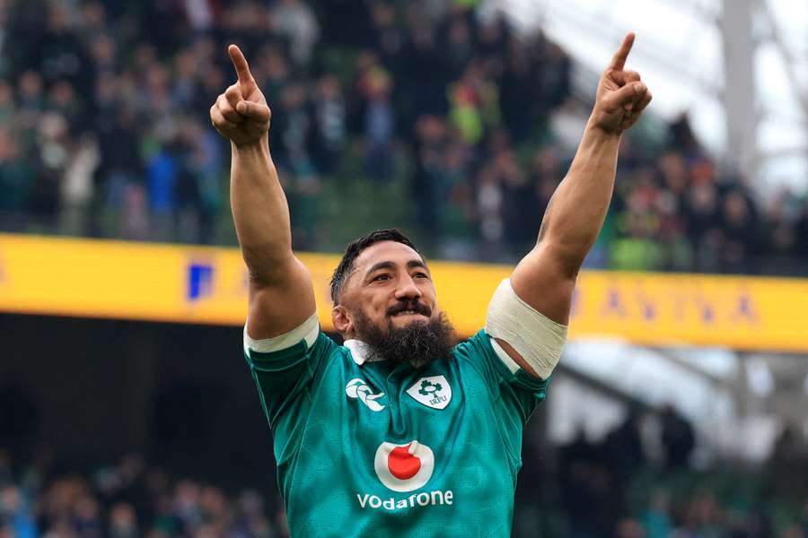 Aki face à l'Écosse.