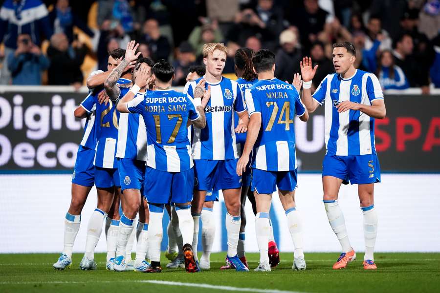 Pietuszewski się zagotował, ale Porto pewnie wygrywa w urodziny Bednarka