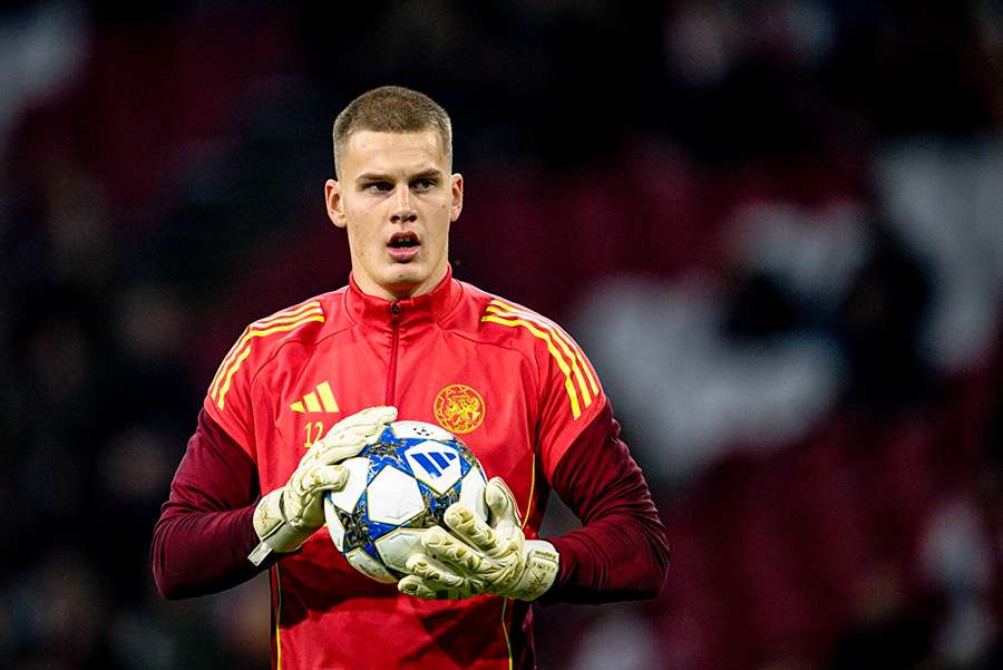 Joeri Heerkens musí na operaci s kotníkem.