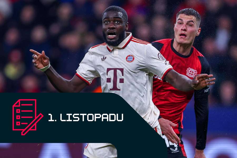 Dayot Upamecano a Patrik Schick v duelu Bayern vs. Bayer.