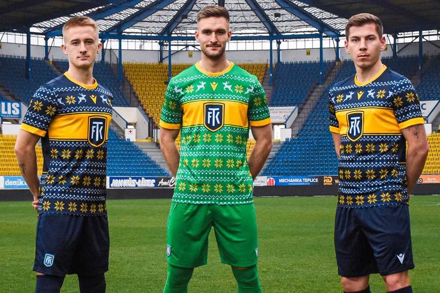 Teplice si pro zápas se Slavií připravily speciální dres. Teplice si pro zápas se Slavií připravily speciální dres.