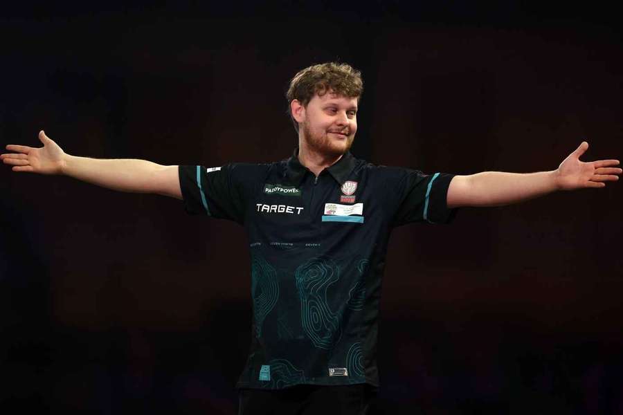 Doets venceu por 3-1 em sets