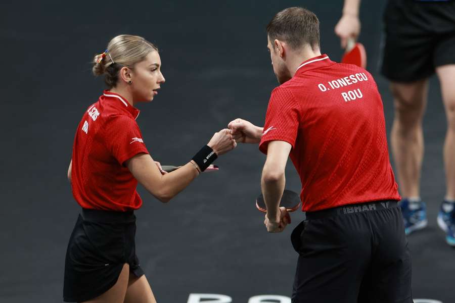 România s-a calificat în semifinalele Cupei Mondiale pe echipe mixte