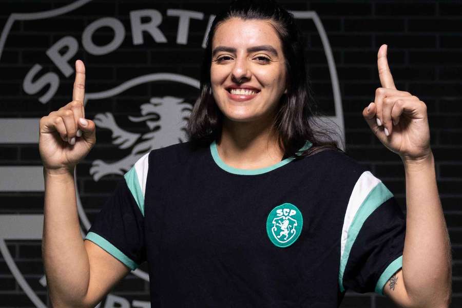 Ana Clara Nunes oficializada pelo Sporting